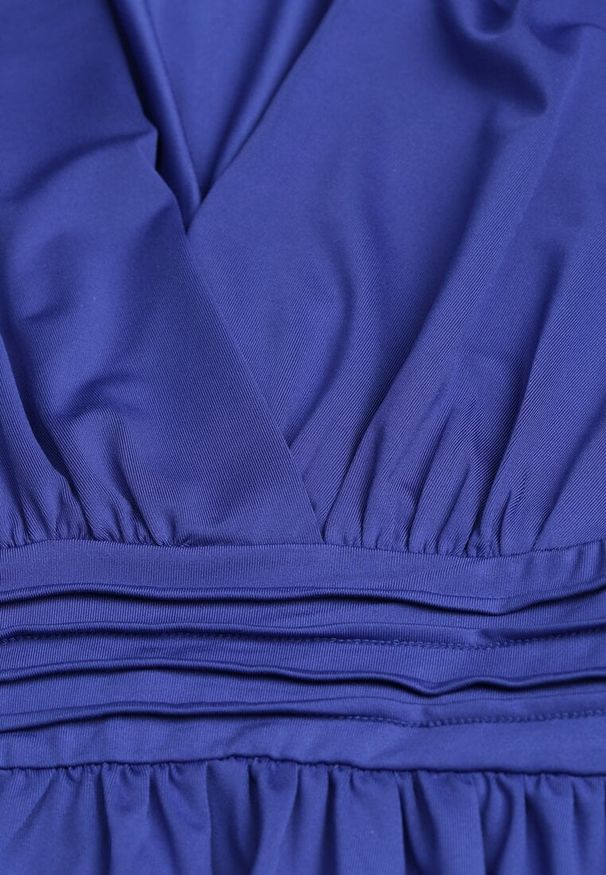Renee - Niebieska Sukienka z Wiskozą o Rozkloszowanym Kroju Selaitea. Okazja: na randkę. Typ kołnierza: dekolt w serek. Kolor: niebieski. Materiał: wiskoza. Styl: elegancki