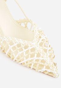 Renee - Żółte Czółenka na Szpilce z Ażurową Szydełkową Cholewką Navioil. Zapięcie: pasek. Kolor: żółty. Materiał: satyna, len. Szerokość cholewki: normalna. Wzór: ażurowy. Obcas: na szpilce. Wysokość obcasa: średni #3