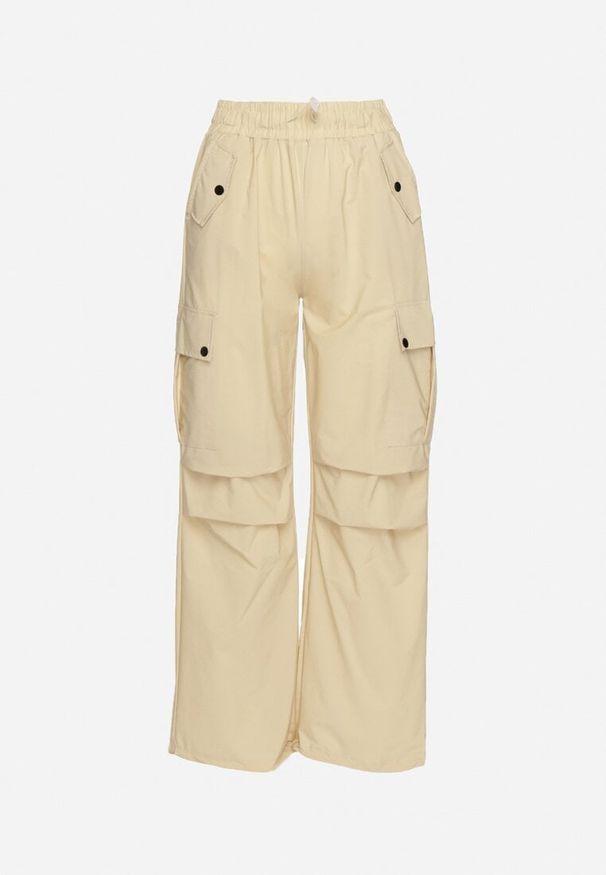 Born2be - Beżowe Spodnie w Typie Cargo z Wysokim Stanem i Kieszeniami Lerienna. Okazja: na co dzień. Stan: podwyższony. Kolor: beżowy. Styl: casual