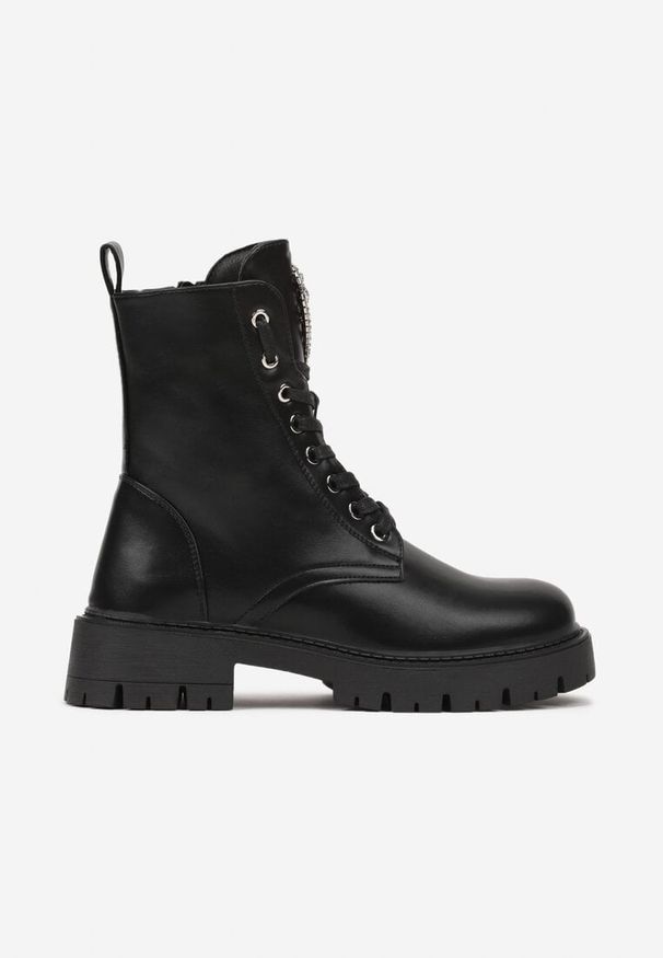 Born2be - Czarne Botki w Stylu Workerów na Grubej Podeszwie z Tłoczeniem i Cyrkoniowym Sercem Ravasia. Okazja: na co dzień. Kolor: czarny. Materiał: jeans. Styl: wizytowy, casual, elegancki