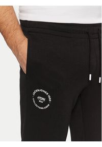 Jack & Jones - Jack&Jones Spodnie dresowe Gordon 12268442 Czarny Regular Fit. Kolor: czarny. Materiał: bawełna, syntetyk #3