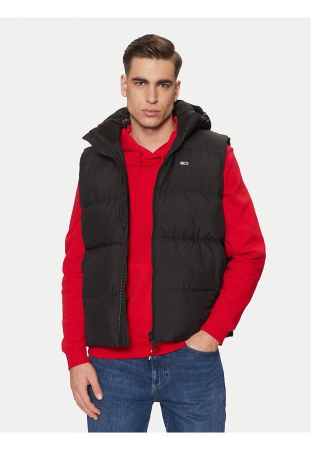 Tommy Jeans Bezrękawnik Essential DM0DM20465 Czarny Regular Fit. Kolor: czarny. Materiał: syntetyk. Długość rękawa: bez rękawów