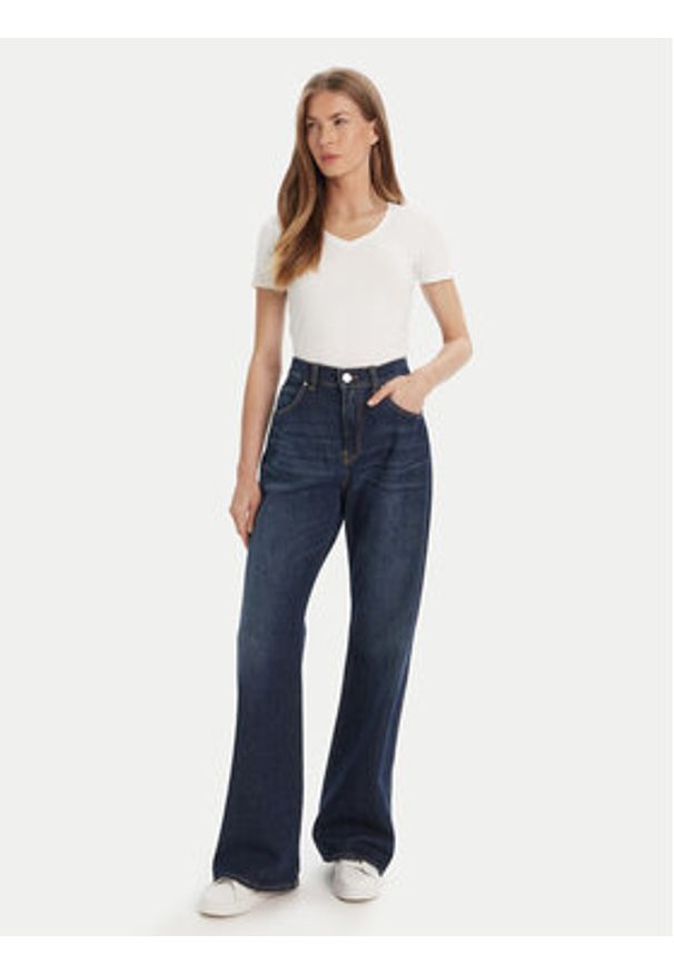 Guess T-Shirt O5RI02 KBBU1 Biały Regular Fit. Kolor: biały. Materiał: bawełna