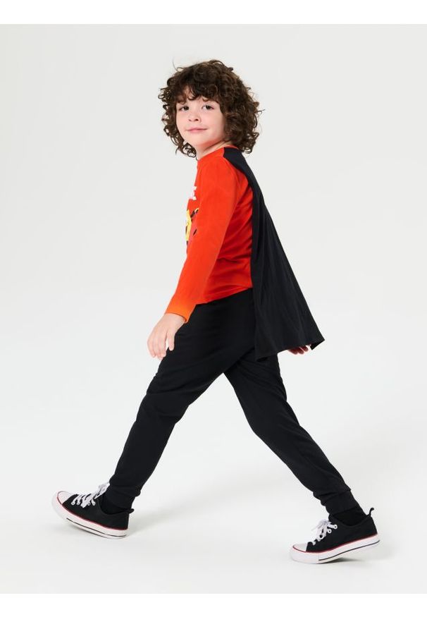 Sinsay - Koszulka z długimi rękawami SpongeBob SquarePants - czerwony. Kolor: czerwony. Długość rękawa: długi rękaw. Długość: długie