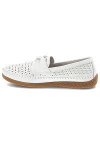 Półbuty damskie Vinceza, cholewka ze skóry naturalnej licowej z perforacją wsuwany fason z ozdobnym wiązaniem, białe, 93217. Kolor: biały. Materiał: skóra. Szerokość cholewki: normalna #5