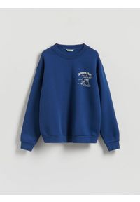 Reserved - Bluza comfort fit z nadrukiem - jasnoniebieski. Kolor: niebieski. Materiał: bawełna, dzianina. Wzór: nadruk