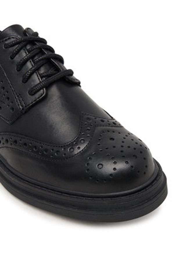 Clarks Oxfordy Orinoco3 Derby 26183170 Czarny. Kolor: czarny. Materiał: skóra