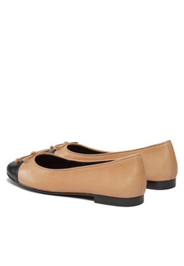 Tory Burch Baleriny Cap-Toe Ballet 154513 Beżowy. Kolor: beżowy. Materiał: skóra