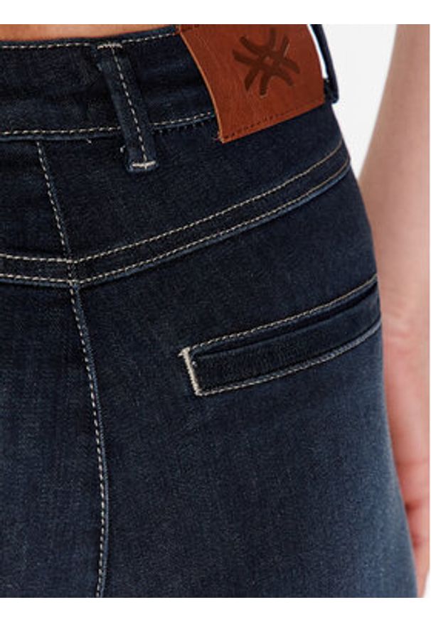 United Colors of Benetton - United Colors Of Benetton Jeansy 4NF1DF02U Granatowy Slim Fit. Kolor: niebieski