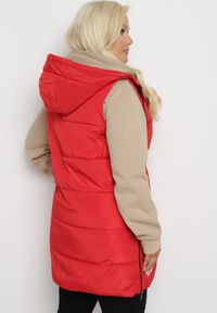 Born2be - Czerwona Pikowana Kamizelka Dwustronna z Kapturem i Troczkami Nevetiani. Typ kołnierza: kaptur. Kolor: czerwony. Materiał: jeans. Styl: elegancki #7