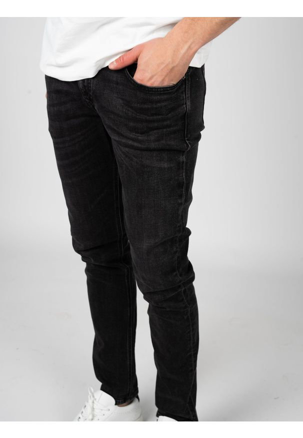 Diesel Jeansy "1979 Sleenker" | A03594-09C23 | Mężczyzna | Czarny. Okazja: na co dzień. Stan: obniżony. Kolor: czarny. Styl: elegancki, casual, klasyczny