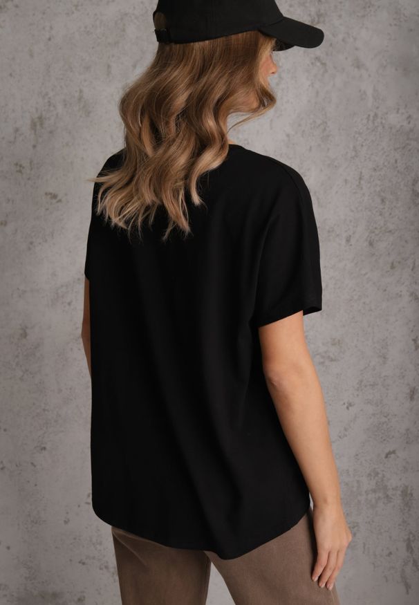 Renee - Czarny T-shirt Basic Oversize z Bawełny Elusis. Okazja: na co dzień. Kolor: czarny. Materiał: bawełna. Styl: elegancki, casual