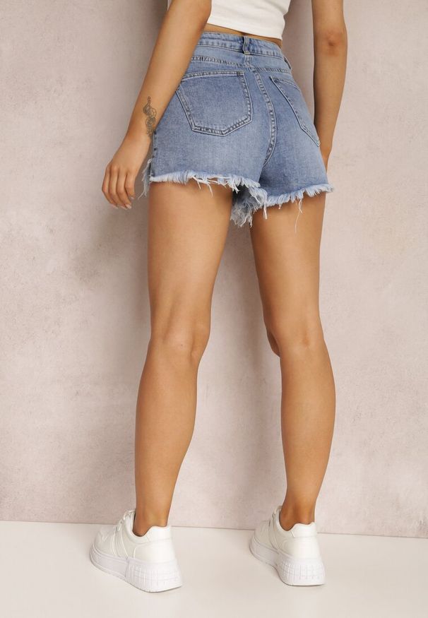 Renee - Niebieskie Szorty Philyllis. Stan: podwyższony. Kolor: niebieski. Materiał: jeans. Długość: krótkie. Styl: klasyczny
