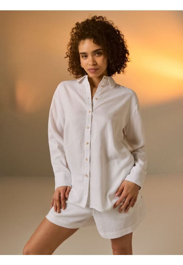 Sinsay - Koszula z domieszką lnu - biały. Kolor: biały. Materiał: len