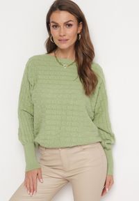 Born2be - Zielony Klasyczny Sweter z Rękawami Nietoperza Steresa. Kolor: zielony. Długość rękawa: długi rękaw. Długość: długie. Styl: klasyczny