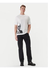 Karl Lagerfeld - KARL LAGERFELD T-Shirt 755170 562251 Biały Loose Fit. Typ kołnierza: dekolt w karo. Kolor: biały. Materiał: bawełna #3