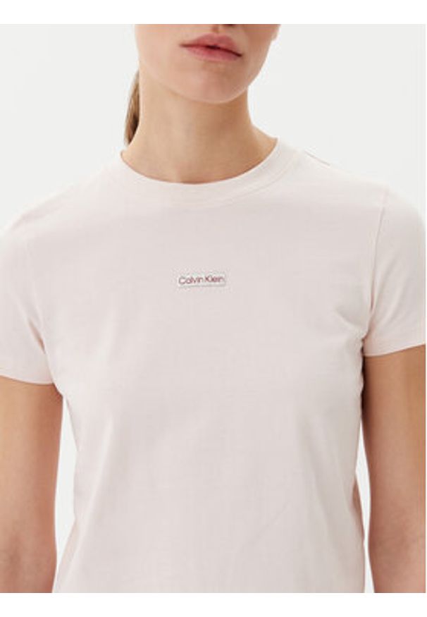 Calvin Klein Jeans T-Shirt Placed Institutional J20J225524 Różowy Slim Fit. Kolor: różowy. Materiał: bawełna