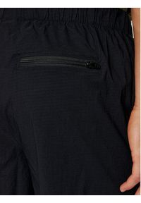 Rains Spodnie materiałowe Tomar Pants Regular 19300 Czarny Regular Fit. Kolor: czarny. Materiał: syntetyk