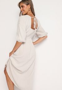 Born2be - Beżowa Rozkloszowana Bawełniana Sukienka Boho z Wiązaniem i Gumką w Talii Lawla. Okazja: na co dzień. Typ kołnierza: dekolt w kształcie V. Kolor: beżowy. Materiał: bawełna. Typ sukienki: rozkloszowane. Styl: boho #5