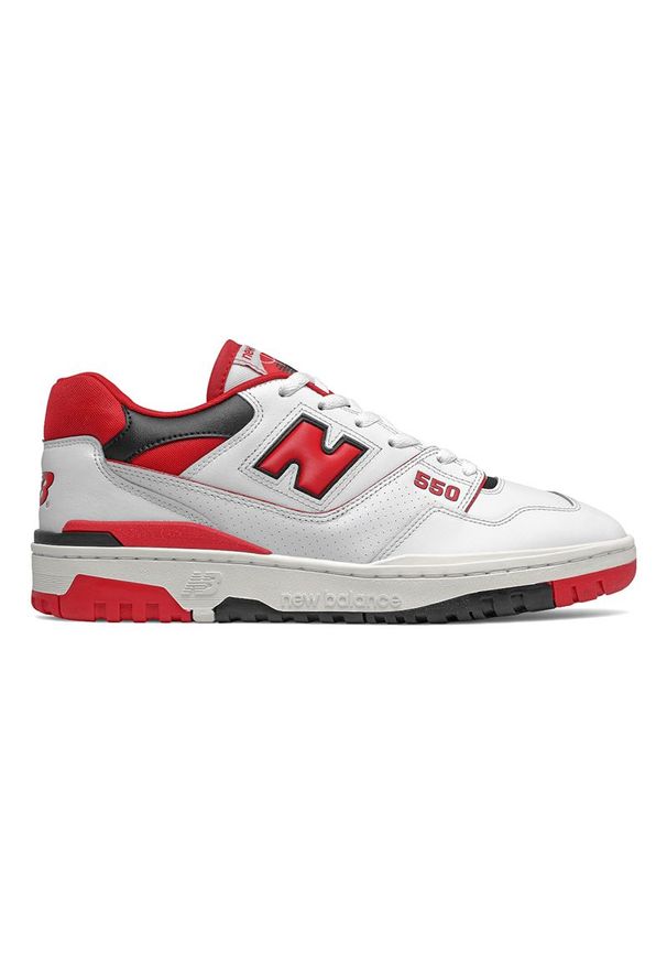 Buty New Balance BB550SE1 - biało-czerwone. Okazja: na co dzień. Kolor: czerwony, biały, wielokolorowy. Materiał: guma, syntetyk, skóra, materiał. Szerokość cholewki: normalna. Sport: koszykówka