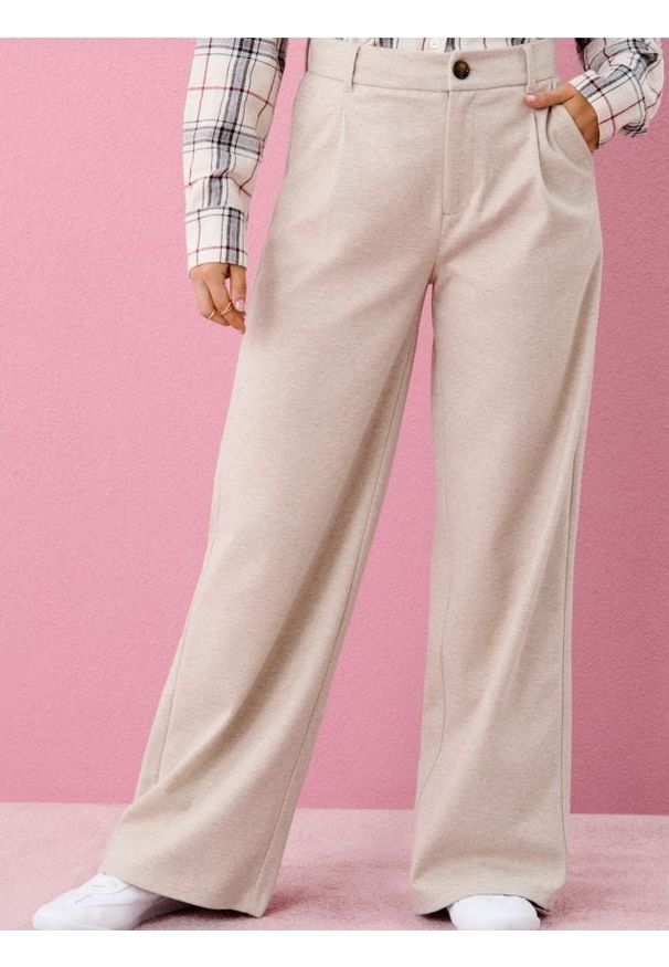 Sinsay - Spodnie wide leg ze szlufkami - beżowy. Kolor: beżowy