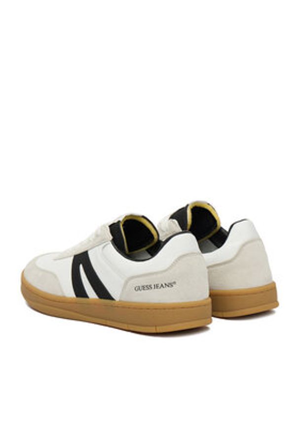 Guess Jeans Sneakersy CWBEO-BENJAMIN-01 WE Biały. Kolor: biały. Materiał: skóra, syntetyk