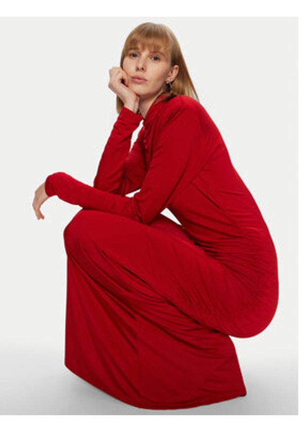 GESTUZ - Gestuz Sukienka koktajlowa Soffi 10909456 Czerwony Regular Fit. Kolor: czerwony. Materiał: wiskoza. Styl: wizytowy