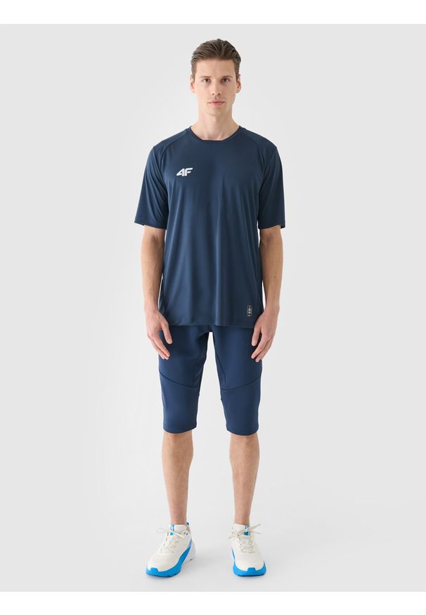 4f - 4F Spodenki treningowe męskie - granatowe 3XL. Kolor: niebieski. Materiał: dzianina, materiał, syntetyk, włókno, elastan. Długość: krótkie. Wzór: gładki, ze splotem, jednolity. Sport: fitness