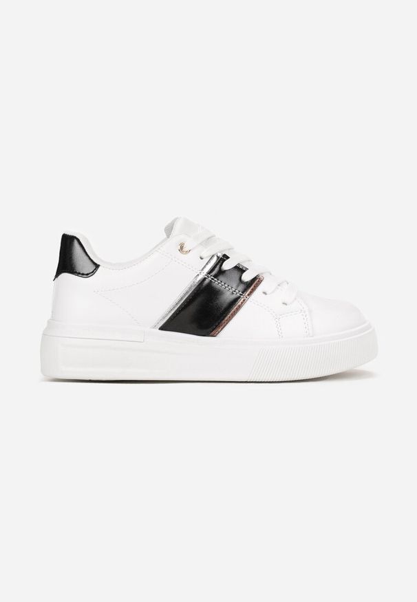 Renee - Biało-Czarne Sneakersy na Niskiej Platformie z Metalicznymi Wstawkami Tommu. Okazja: na co dzień. Kolor: biały. Materiał: skóra, jeans. Wzór: aplikacja. Obcas: na platformie. Wysokość obcasa: niski
