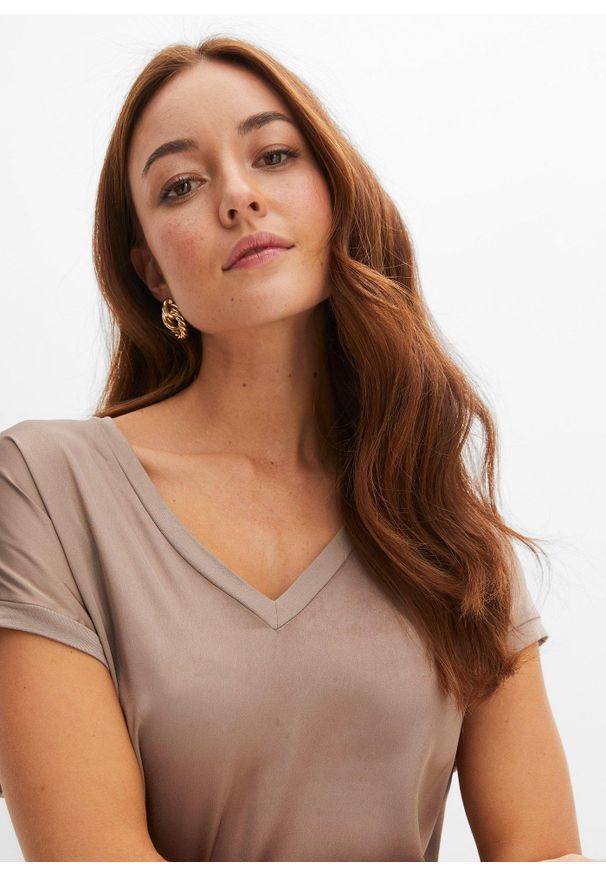 bonprix - Koszulka z mieszanki wiskozy. Kolor: brązowy. Materiał: wiskoza, satyna