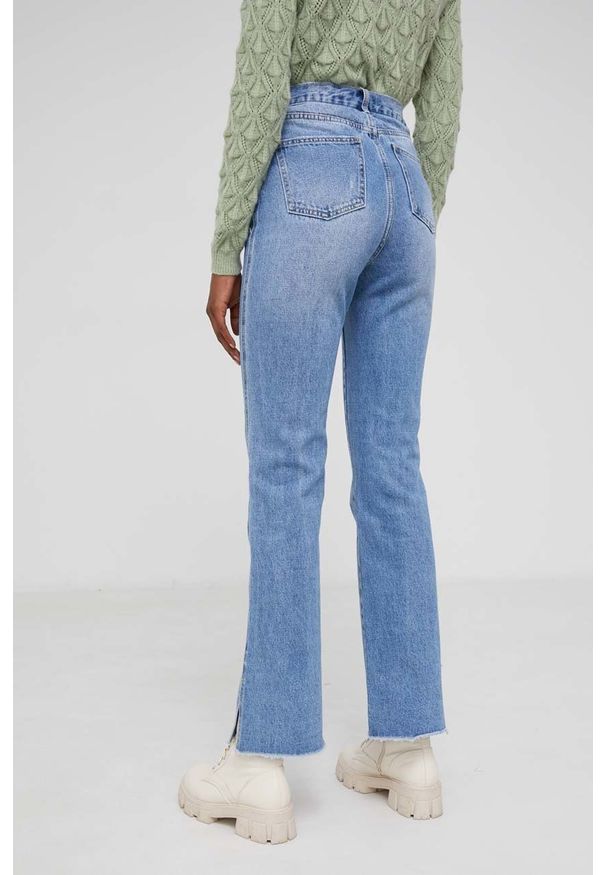 Answear Lab Jeansy bawełniane damskie medium waist. Kolor: niebieski. Styl: wakacyjny