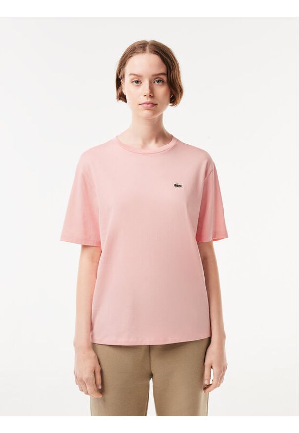 Lacoste T-Shirt TF5441 Różowy Regular Fit. Kolor: różowy. Materiał: bawełna