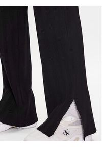 Calvin Klein Jeans Spodnie materiałowe J20J221597 Czarny Regular Fit. Kolor: czarny. Materiał: materiał, bawełna #4