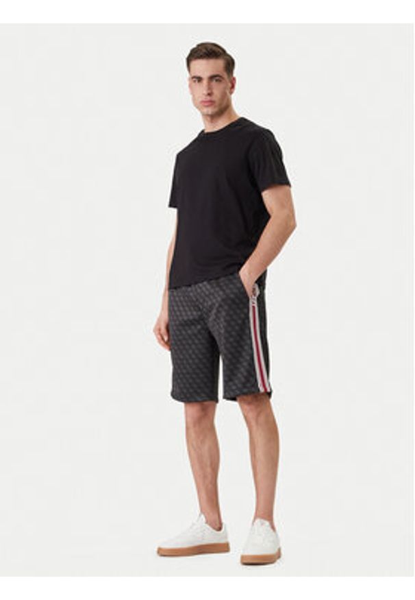 Guess Szorty sportowe Z6GD12 K3220 Czarny Regular Fit. Kolor: czarny. Materiał: syntetyk. Styl: sportowy