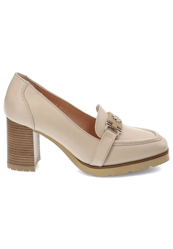 Beżowe Półbuty Simen Skórzane Eleganckie Buty Na Obcasie. Okazja: na co dzień, na spacer, na spotkanie biznesowe. Zapięcie: bez zapięcia. Kolor: beżowy. Materiał: skóra. Szerokość cholewki: normalna. Obcas: na słupku, na obcasie. Styl: elegancki. Wysokość obcasa: średni