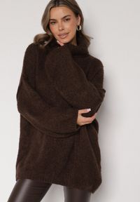 Born2be - Brązowy Gładki Golf Oversize z Domieszką Wełny i Wiskozy Nerafera. Okazja: na co dzień. Typ kołnierza: golf. Kolor: brązowy. Materiał: wełna, wiskoza. Wzór: gładki. Styl: klasyczny, casual #1