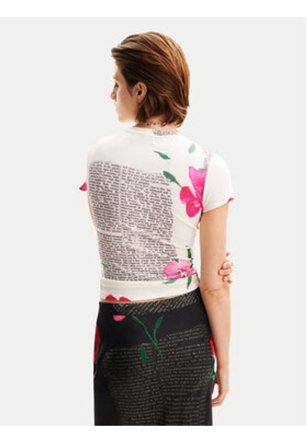 Desigual T-Shirt Mirna 24SWTK10 Biały Slim Fit. Kolor: biały. Materiał: syntetyk