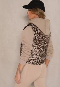 Renee - Czarna Kamizelka Dwustronna z Pikowanymi Przeszyciami i Ściągaczami Miterta. Okazja: na co dzień. Kolor: czarny. Materiał: jeans. Wzór: gładki. Styl: casual