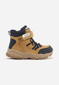 Born2be - Brązowe Botki w Trekkingowym Stylu Vices Zapinane na Rzep Nelanella. Okazja: na uczelnię, na spacer. Zapięcie: rzepy. Kolor: brązowy. Materiał: jeans. Wzór: kolorowy. Styl: elegancki