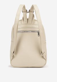 Born2be - Jasnobeżowy Plecak o Trapezowym Kształcie Zdobiony Frędzlami Idanenna. Kolor: beżowy. Materiał: jeans. Wzór: aplikacja. Styl: elegancki, casual