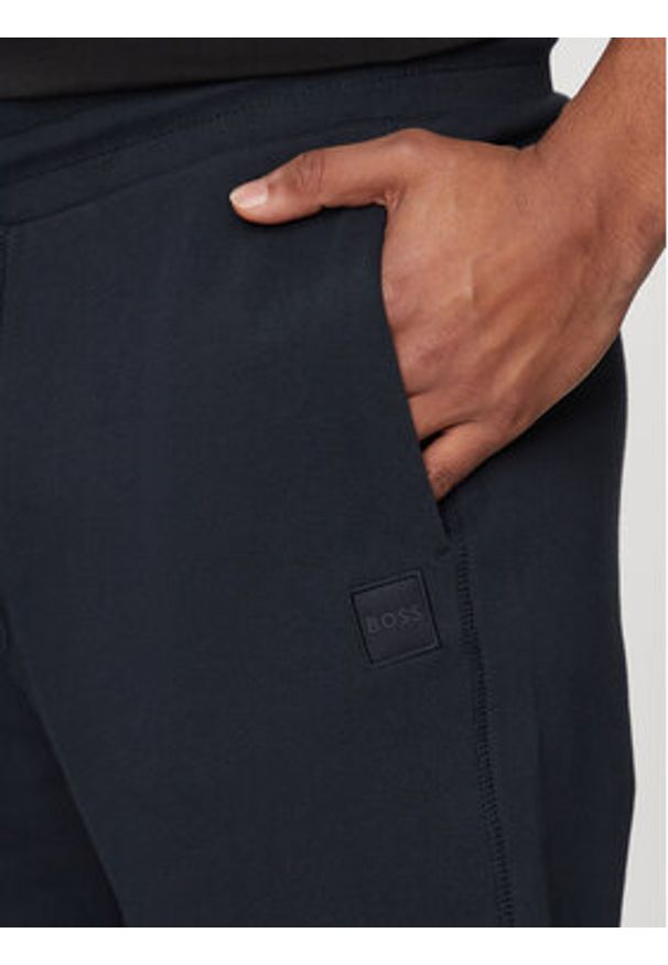 BOSS - Boss Spodnie dresowe Sestart 50509303 Granatowy Regular Fit. Kolor: niebieski. Materiał: bawełna