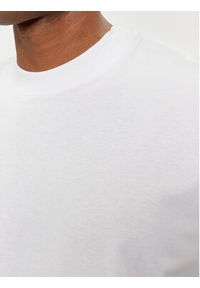 Jack & Jones - Jack&Jones T-Shirt Collective 12251865 Biały Wide Fit. Kolor: biały. Materiał: bawełna #6