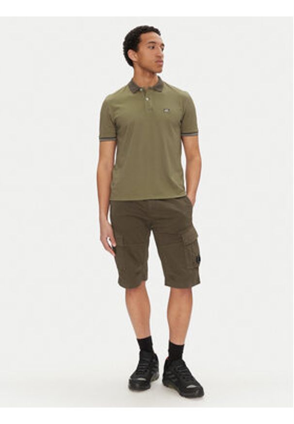 C.P. Company Szorty materiałowe 18CMBE116A005694G Zielony Regular Fit. Kolor: zielony. Materiał: bawełna