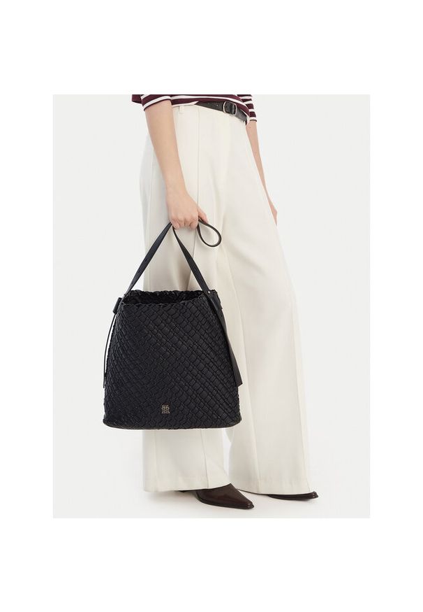 TOMMY HILFIGER - Torebka Tommy Hilfiger. Kolor: czarny