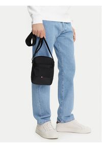 TOMMY HILFIGER - Tommy Hilfiger Saszetka Th Nylon Travel Mini Reporter AM0AM13472 Czarny. Kolor: czarny. Materiał: materiał