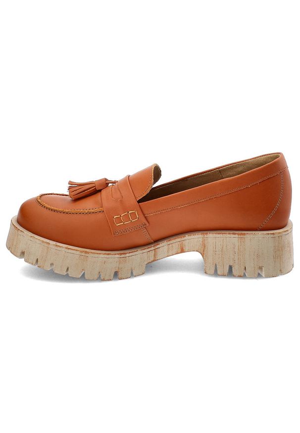 Pomarańczowe Półbuty Maciejka Wygodne Skórzane Buty Damskie. Okazja: na co dzień. Zapięcie: bez zapięcia. Kolor: pomarańczowy. Szerokość cholewki: normalna. Materiał: skóra. Sezon: wiosna. Obcas: na obcasie. Styl: casual, klasyczny. Wysokość obcasa: niski