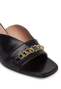 Love Moschino - LOVE MOSCHINO Klapki JA28475G0MIE0000 Czarny. Kolor: czarny. Materiał: skóra #3