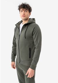 Volcano - Bluza z kapturem B-MENTIS. Typ kołnierza: kaptur. Kolekcja: plus size. Materiał: bawełna, materiał, dresówka. Długość rękawa: raglanowy rękaw. Wzór: gładki. Styl: klasyczny, sportowy #1