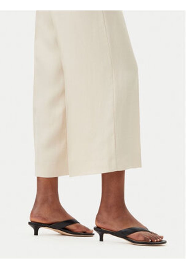 Marella Kuloty Elettra2 2515131241200 Écru Regular Fit. Materiał: wiskoza