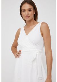 DKNY - Dkny sukienka kolor biały mini rozkloszowana. Kolor: biały. Długość rękawa: na ramiączkach. Wzór: haft. Typ sukienki: asymetryczne, rozkloszowane. Długość: mini #4